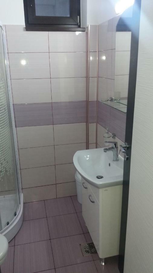 Apartament One Kazeboo Navodari Exterior photo